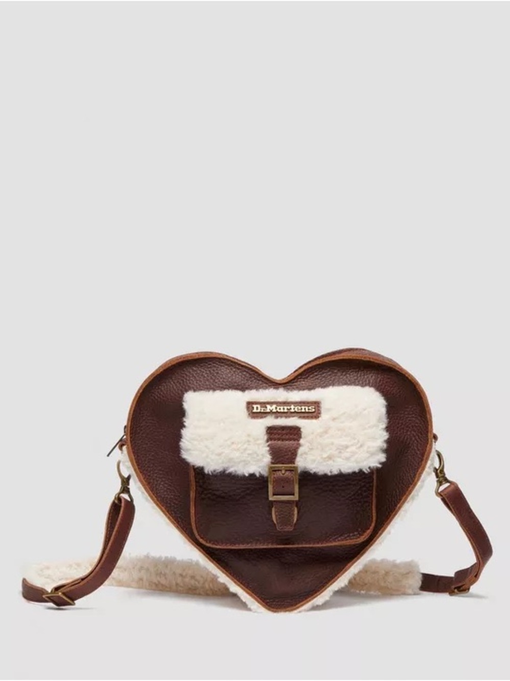 NWT Dr Martens Heart Backpack - Picture 2 of 7